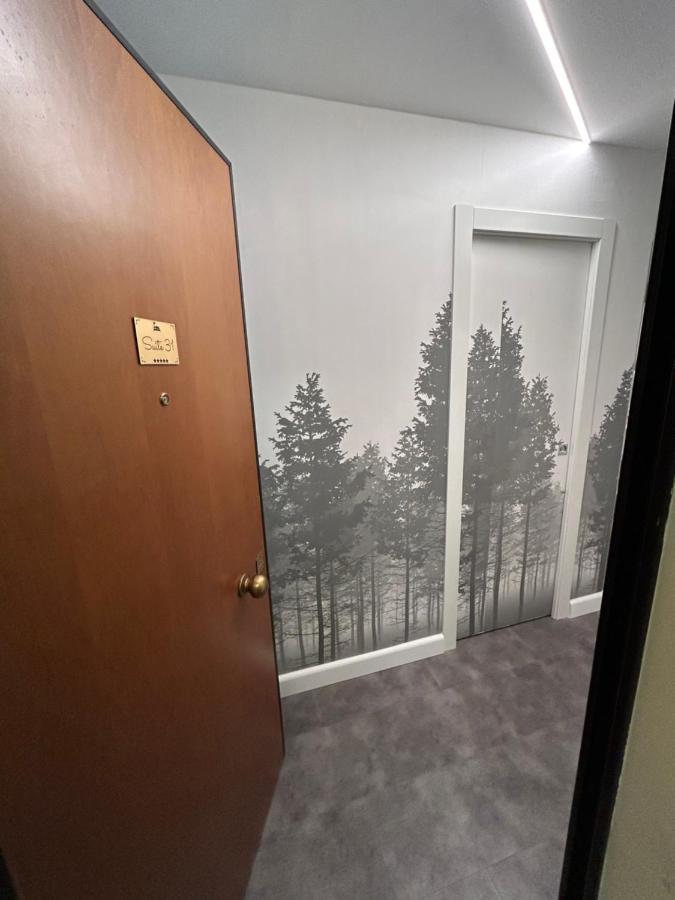 Suite 31 - Apartment ロヴィーゴ エクステリア 写真